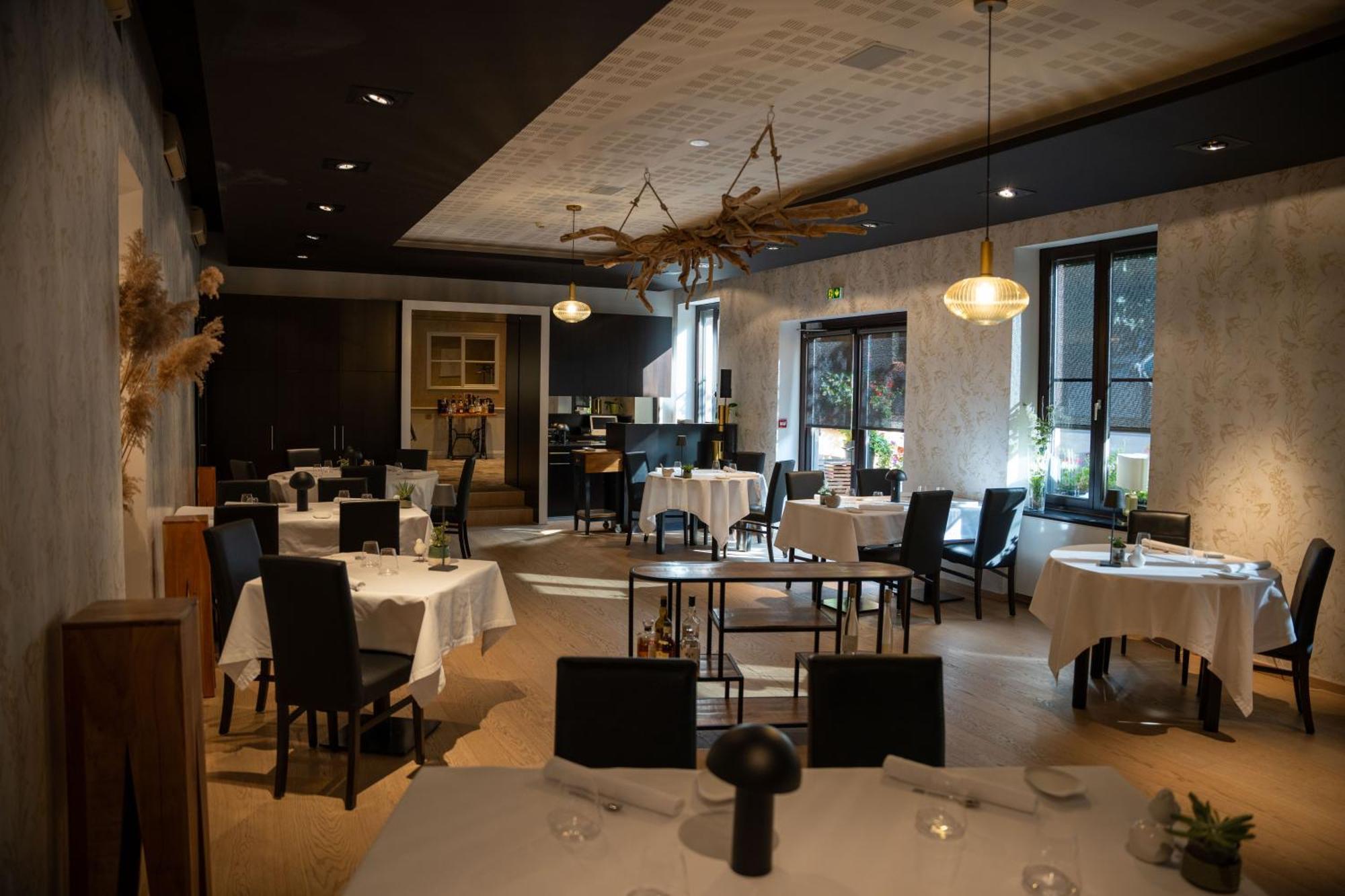Hotel Restaurant La Charrue Санд Экстерьер фото